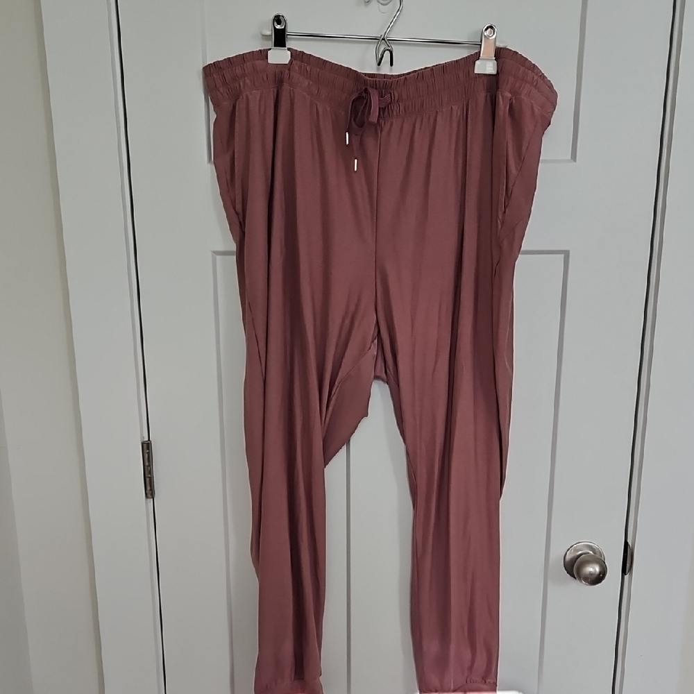 Women's Pink Pants